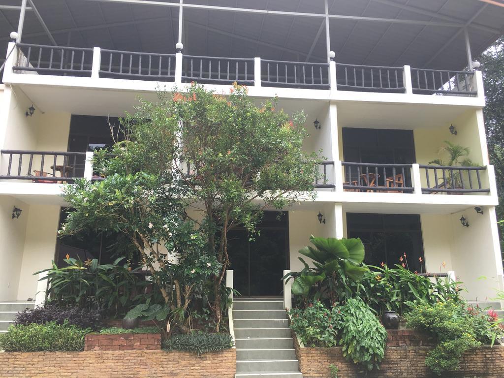Rattana'S Resort 라농 외부 사진